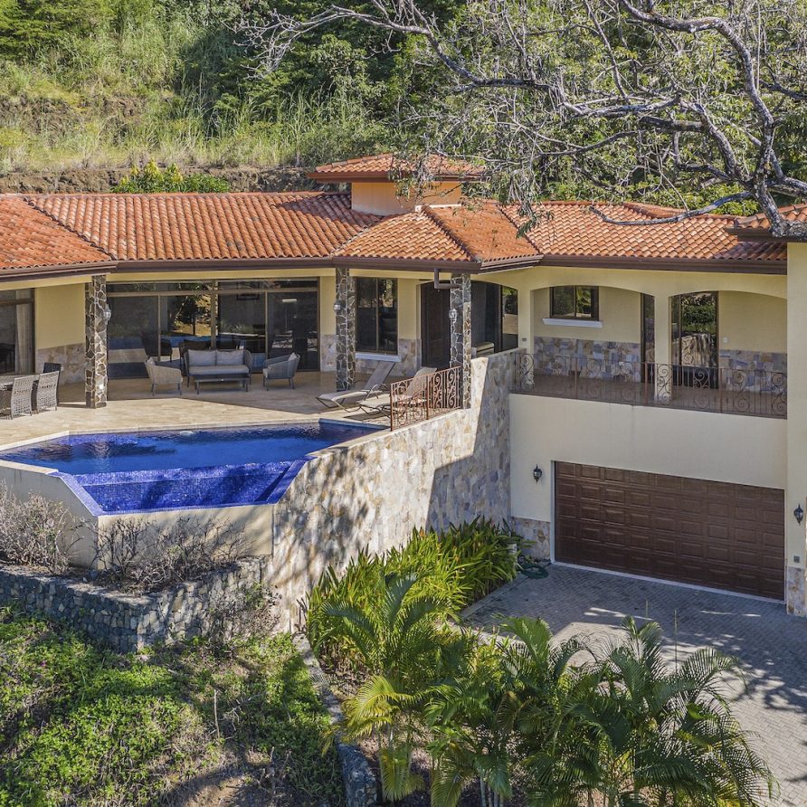 Casa Alexis (PACIFICO Lot 112)